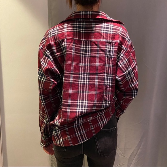 🛑SOLD🛑 Oversized plaid flannel shirt - Picture 4 of 4